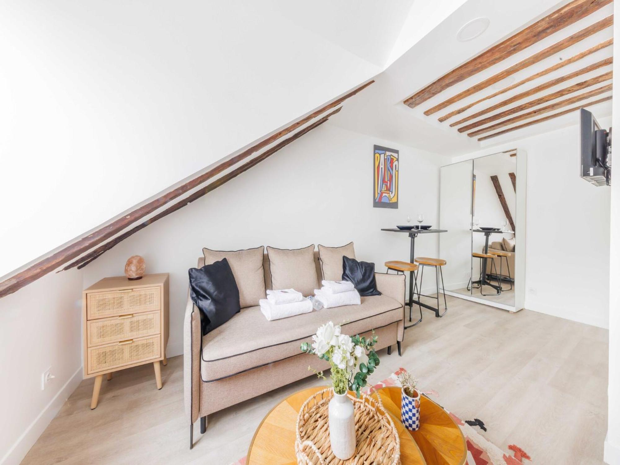Apartment Charming - Invalides - Mobility Lease Paris